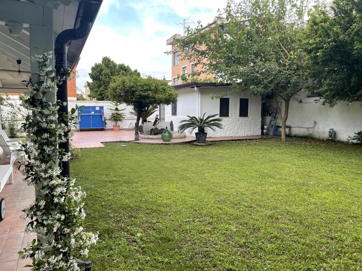 Villa Avvocato Catapano Pontecagnano Eksteriør billede