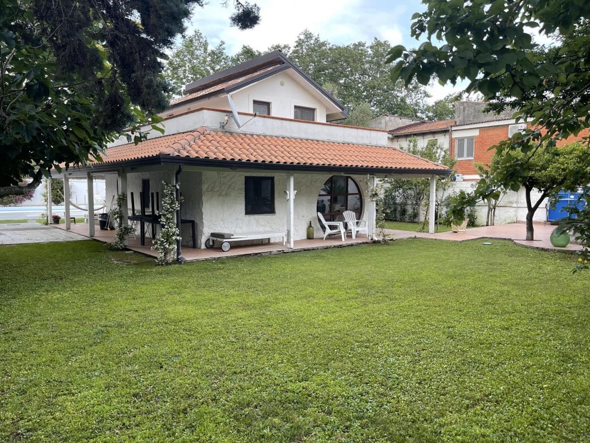 Villa Avvocato Catapano Pontecagnano Eksteriør billede